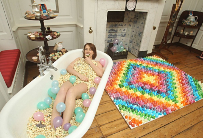 Cake-Hotel by Tate and Lyle