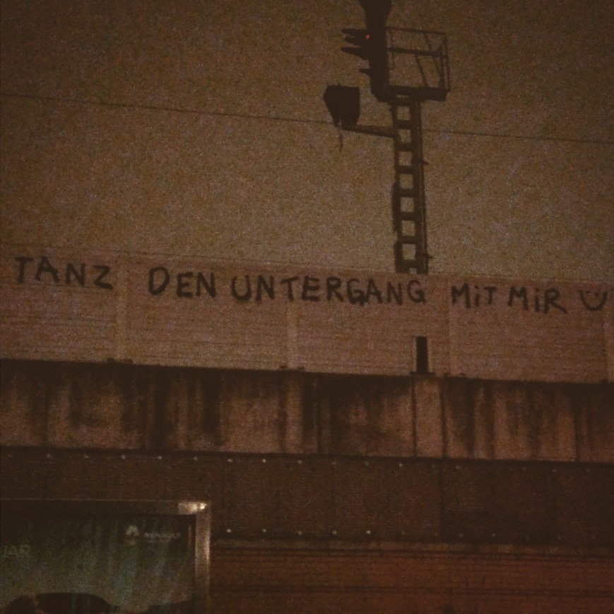 "Tanz den untergang mit mir". Wedding, Berlin, 7 December 2015. Photo: Rosemary Lombard